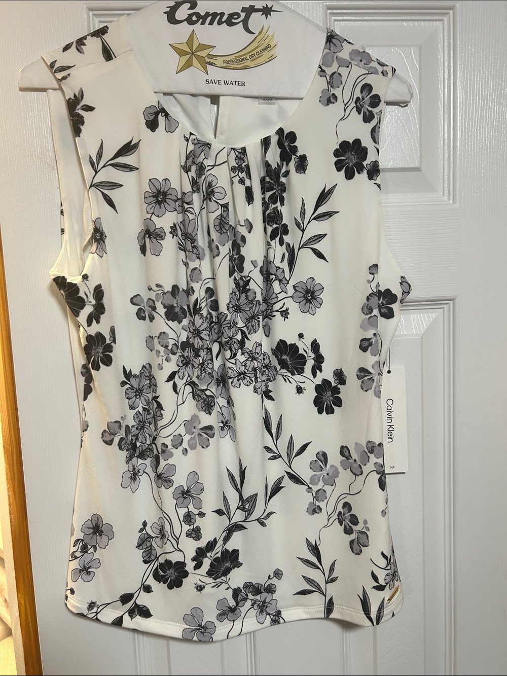 Calvin Klein White Floral Sleeveless Camisole